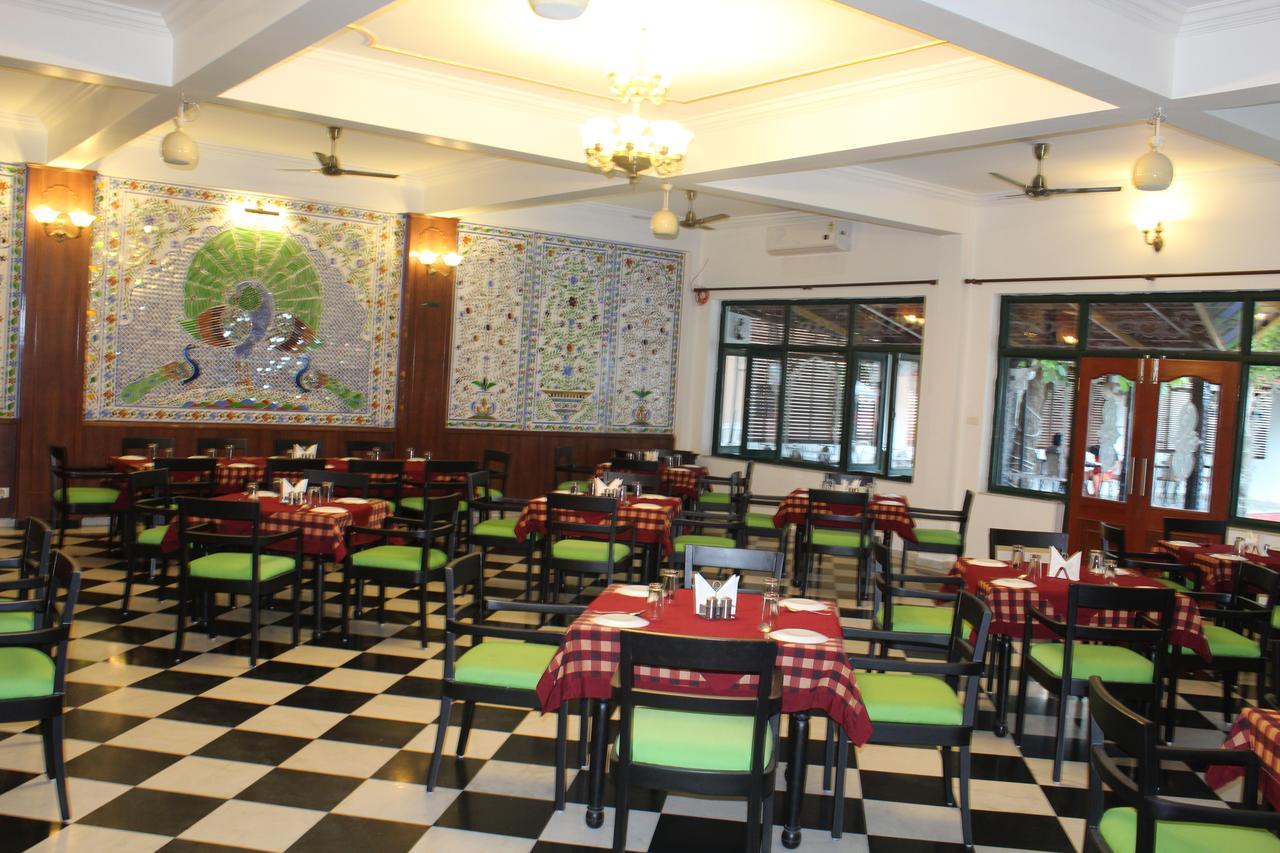 Amantra Shilpi Resort & Spa Udaipur Exterior foto